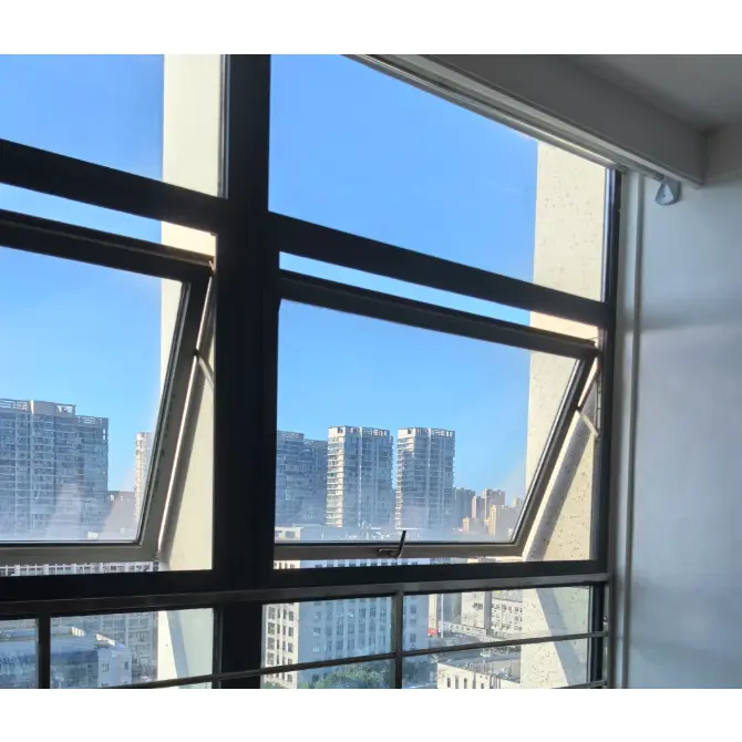 एल्यूमीनियम मिश्र धातु बाहर की ओर खुलने वाली खिड़कियाँ